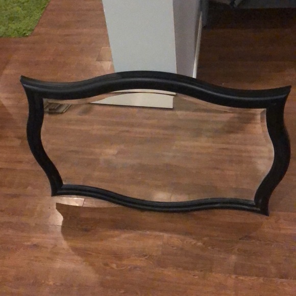 Mirror - Picture 1 of 1